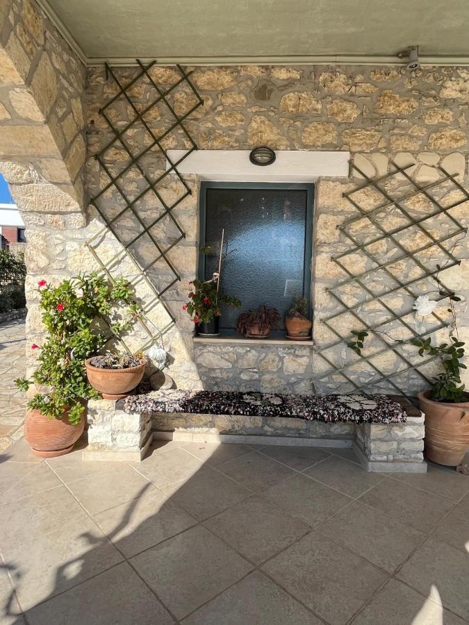 Villa Katerina'S Rest Stone Ηouse Khárakas Exterior foto